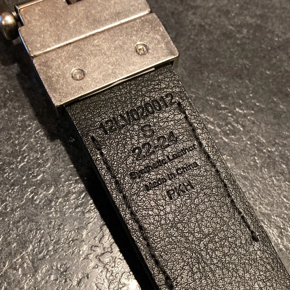 Boys Levi’s black brown leather adjustable belt size S (22/24)